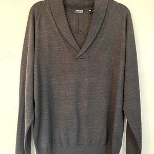 Murano Men’s Sweater Like New